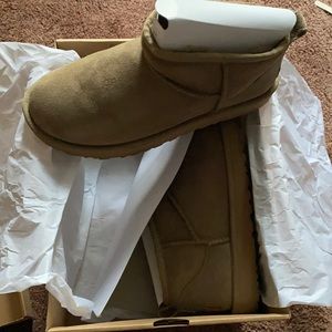 Women’s Ultra Mini Uggs